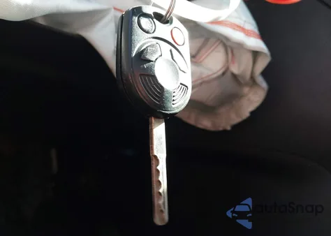 2015 Ford Focus Se z USA, uszkodzony, nr VIN 1FADP3K2XFL263655